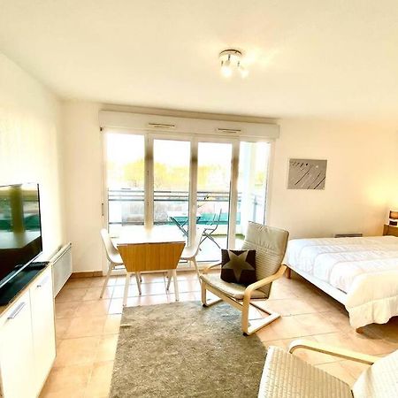 Residence L'Allee Genevoise Анмас Екстериор снимка